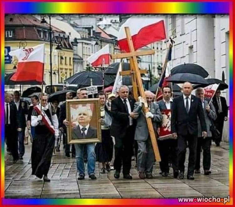 żal tych ludzi ze spranymi mózgami