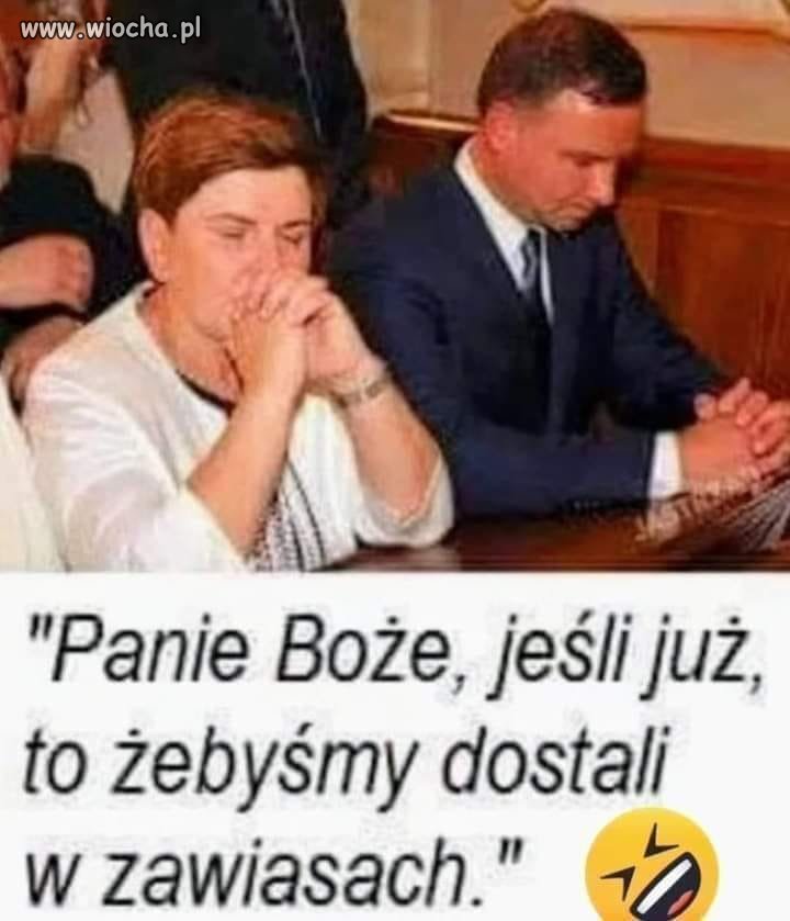Módlcie się, módlcie. To i tak wam nie pomoże ...