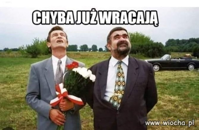 Tymczasem na lotnisku, o 2 w nocy, czekała na nich