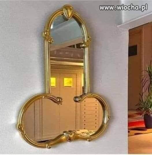 U proboszcza w salonie...