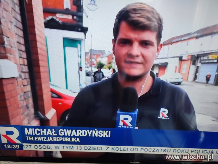 Ten pan nadaje z Wlk.Brytanni właśnie został 