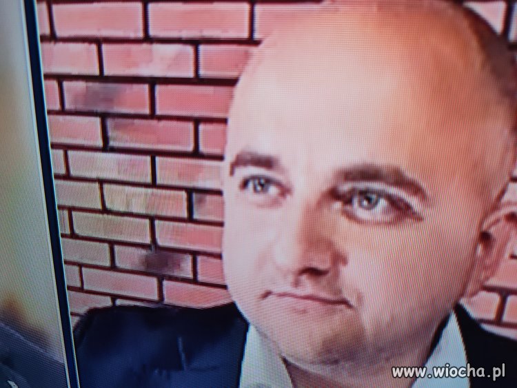 Spójrz pod oko Mateckiego co zobaczysz?
