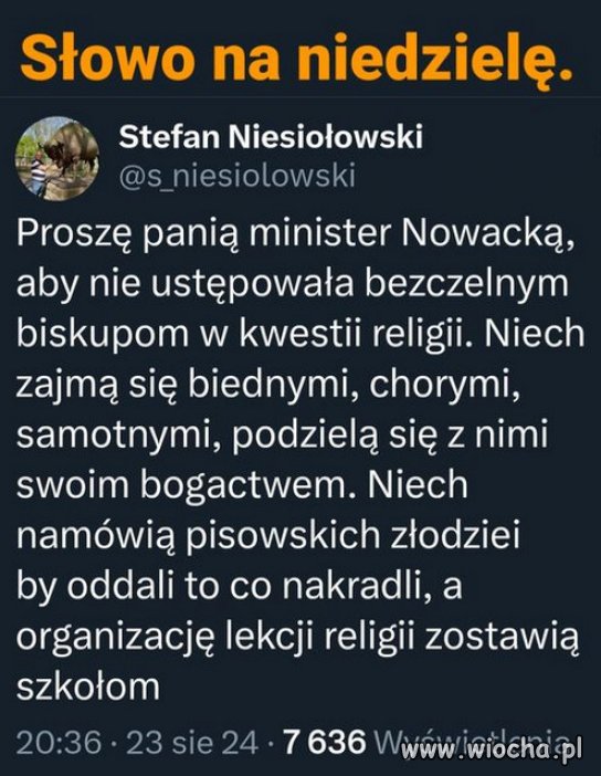 Zgodnie z Konstytucją RP szkoła musi być Świecka. 