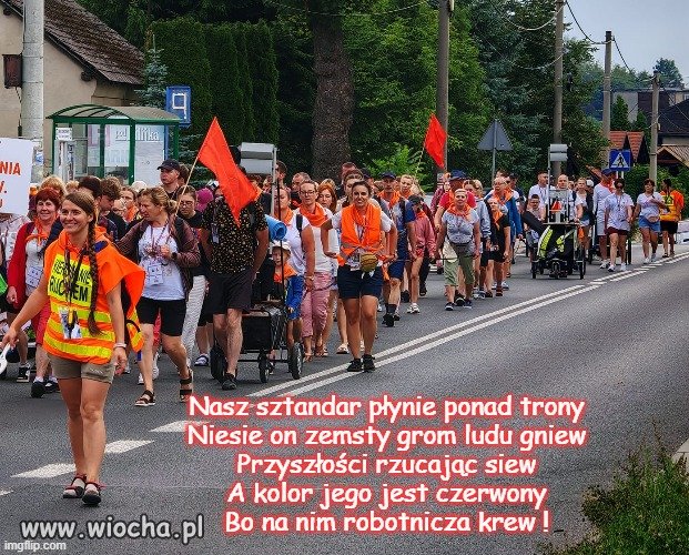 Pielgrzymka towarzyszy parafian