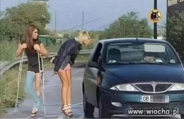 W pracy na L4.