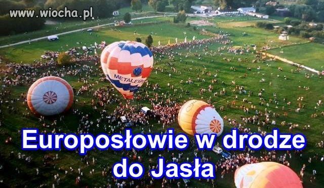 Euro posłom udało się odlecieć do Brukseli. 