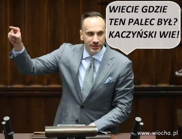 Ale, że on kaczkę tak tylko paluszkiem? Nie wierzę ...