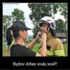 Dopóki się ucho nie urwie.