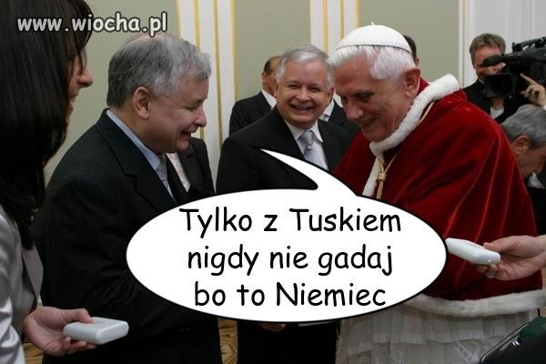 Bracia Kaczyńscy bronią papieża przed Niemcami!
