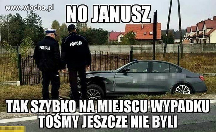 Pierwsi na miejscu wypadku.