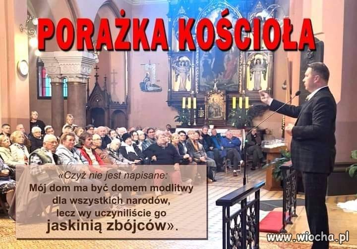 Faszyzm zawsze z religią...
