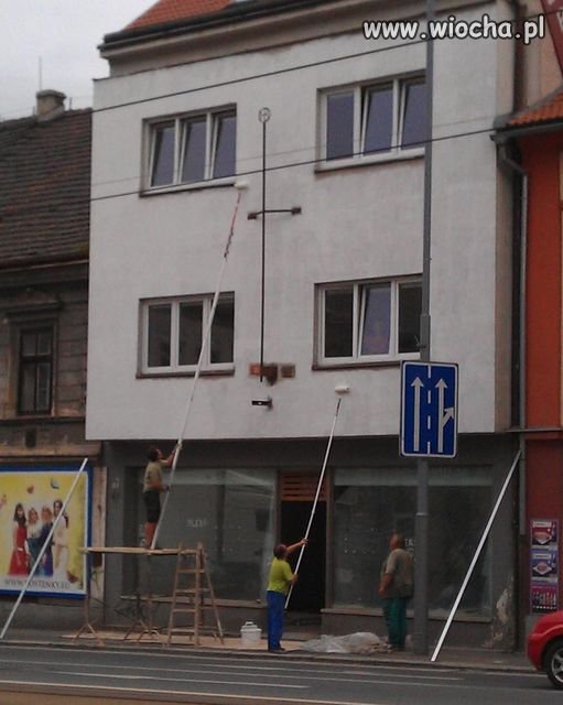 Morawiecki mógłby wałek na nos zatknąć