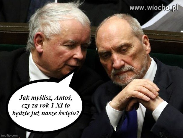Refleksyjnie.