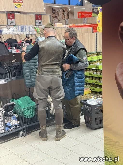 Wyklęci na zakupach w DE