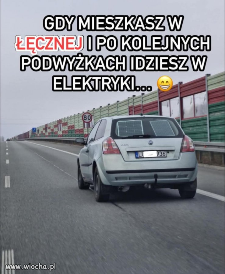 Wiatrak by jeszcze z przodu pasowało zamontować
