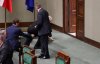 Kaczyński w trakcie ucieczki