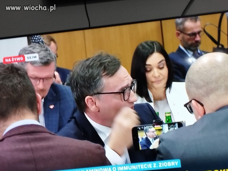 Tusku ogarnij się, takie zero kpi z ciebie