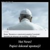 Tak wygląda powiedzenie "być świętszym od papieża".
