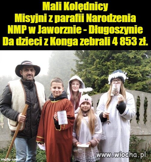 Parafianie, widząc  "zbója z siekierą"