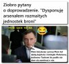 Podobno nawet okopy wykopał
