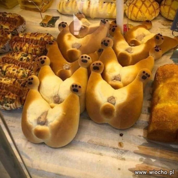 Bułeczki w piekarni.