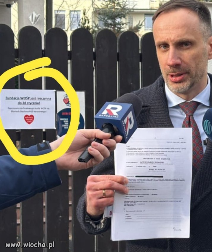 Przychodzi geniusz do nieczynnego biura i się skarży, że go nie wypuszczono...   