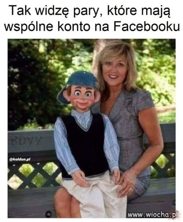 Smiećbuk.   
