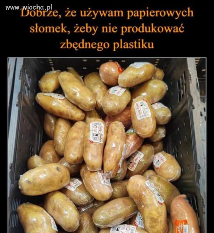 A paperowe słomki są w foliowych woreczkach.