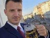 Wynieśli Wilka z sali obrad.