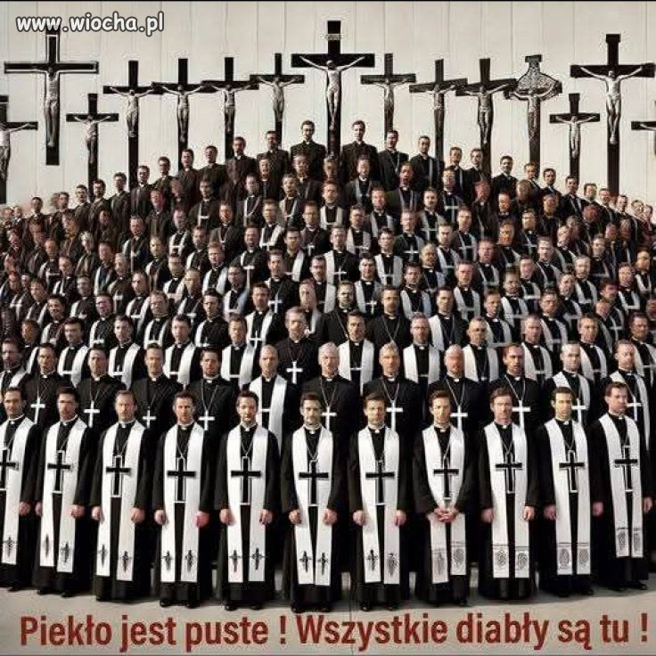 Naród osaczony religią, kościołem jedynie słusznej religii.