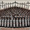 Naród osaczony religią, kościołem jedynie słusznej religii.