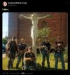 Wyglądają, jakby zeszli z planu filmu o tematyce gejowskiego BDSM.