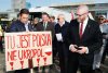"Trudno nie ubrudzić się tym bagnem"