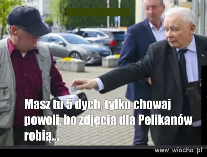 Świąteczna ustawka pod kościołem ...
