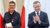 Złoty Krzyż Zasługi ... za działalność artystyczną ...
