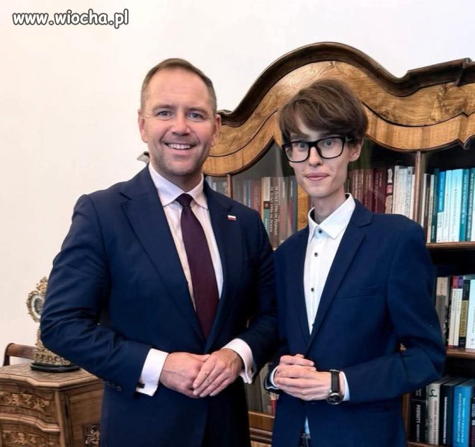 Pisduś na salonach