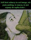 Pusty parking 