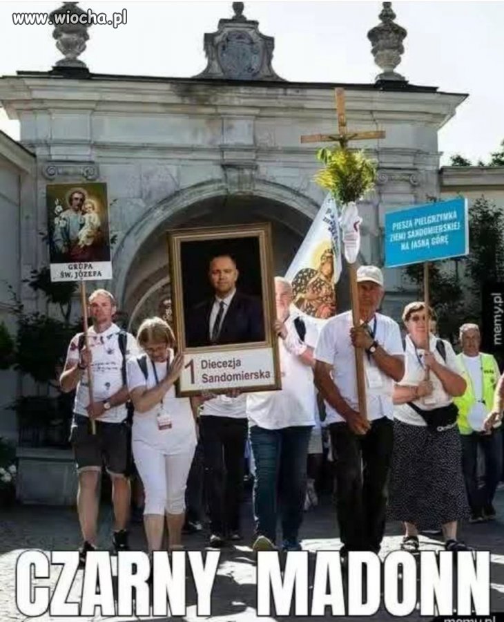 Jak to się nazywa? Bałwanochwalstwo?
