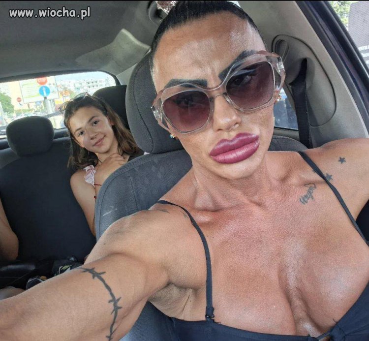 Z cyklu "To żyje" 