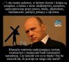 Oto mamy państwo, w którym krzyże i księża są wszędzie...