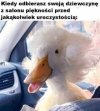 Jakby jej ktoś pióro w dupę wsadził