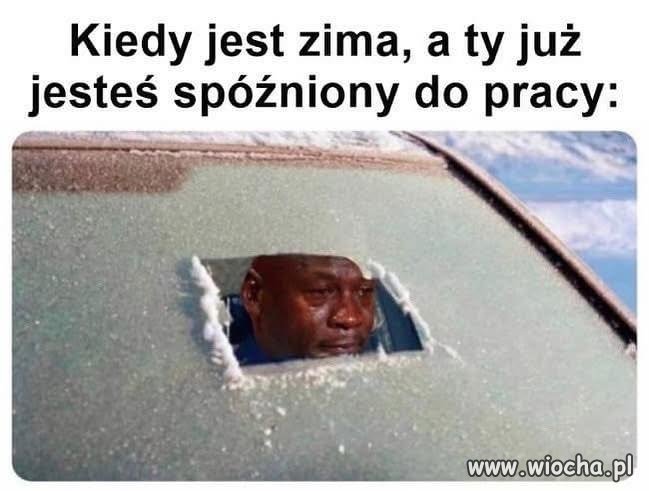 Dziura w lodzie jak okno na rozpacz