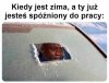 Dziura w lodzie jak okno na rozpacz