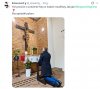 Jak mówi stare Polskie przysłowie - ''Modli się pod figurą, a diabła ma za skórą''...