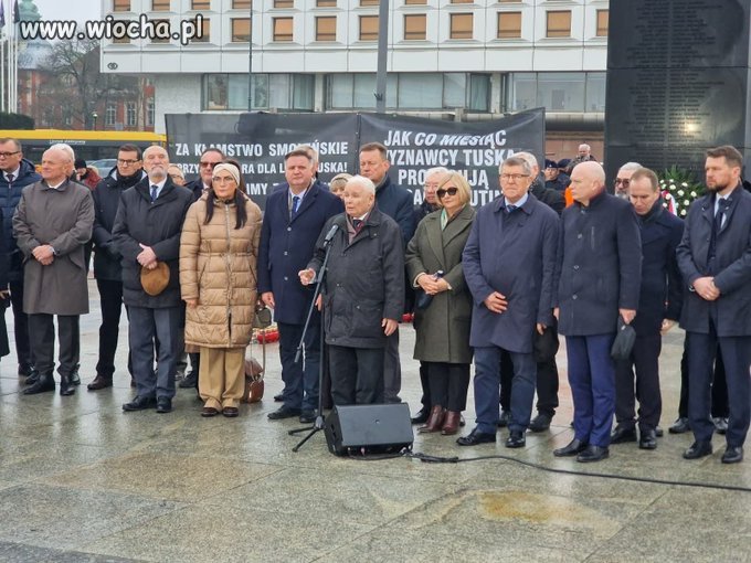 Dzisiaj kolejna upiorna stypa.