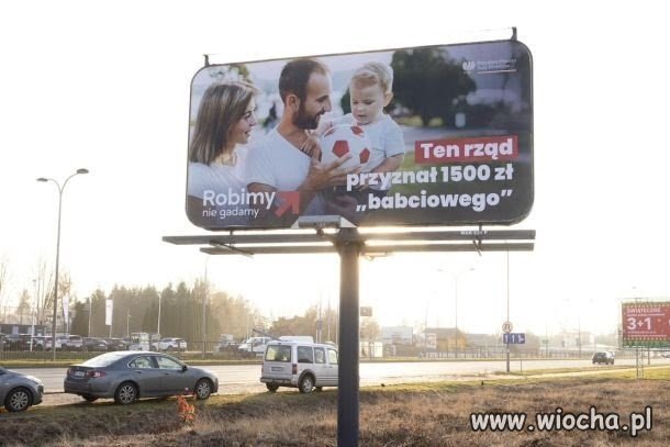 Kampania billbordowa rządu. 
