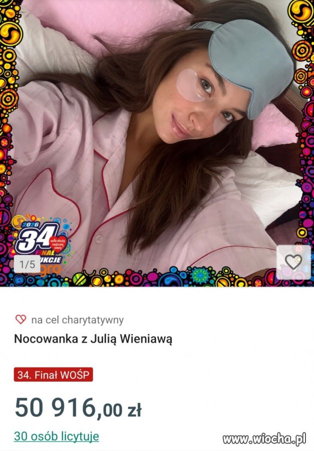 Nocowanka i sauna... bez niczego na sobie z Julią Wieniawą!
