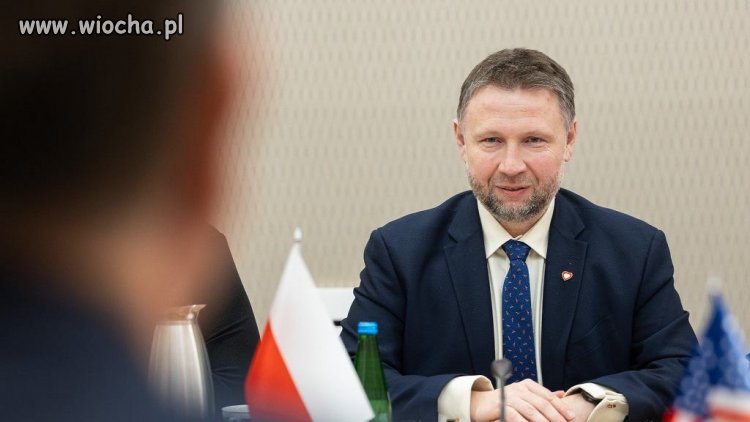 Szef MSWiA o sprawie gwałtu na policjantce w Piasecznie. "Hieny z PiS-u!"