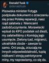 A ciemny lud słucha tego co im mówi ksiądz z ambony.