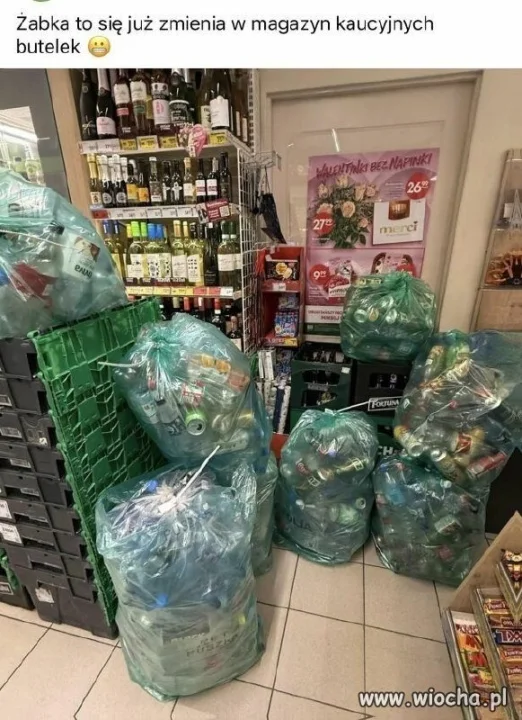 Kaucyjne butelki vs. Żabka - kto wygra?